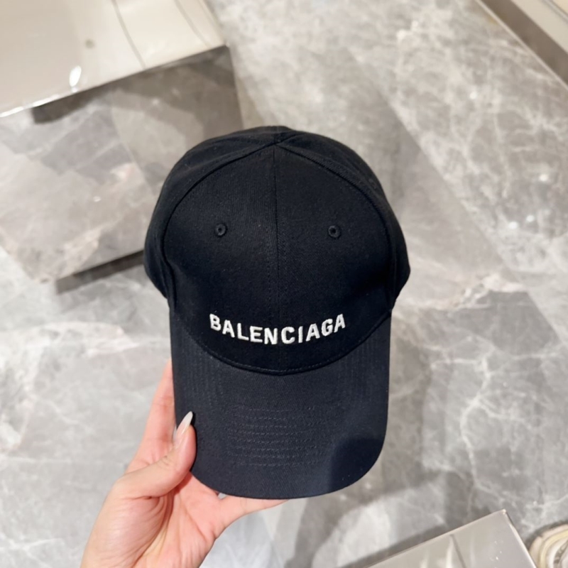 BALENCIAGA